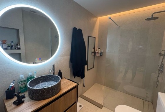 Reventa - Apartamento / piso - Elche