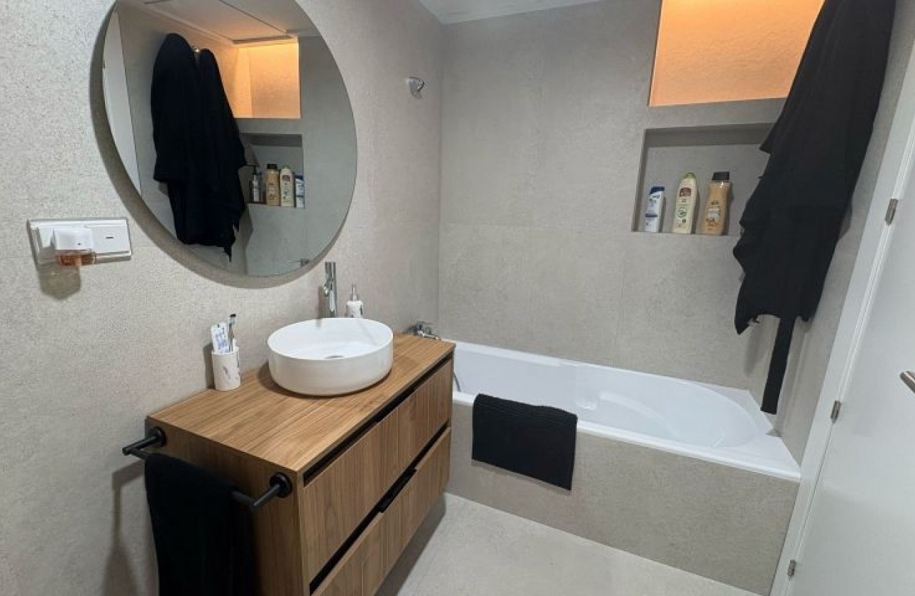 Reventa - Apartamento / piso - Elche