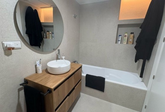 Reventa - Apartamento / piso - Elche