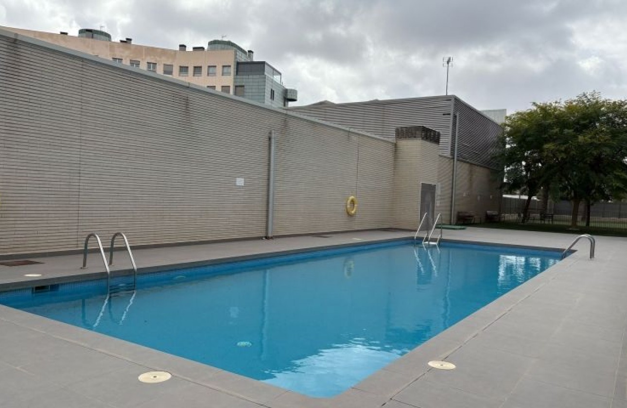 Reventa - Apartamento / piso - Elche