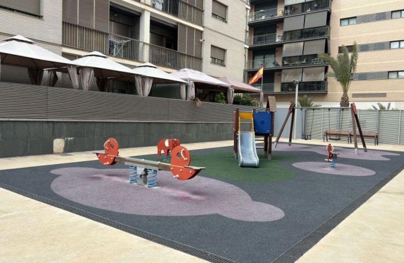 Reventa - Apartamento / piso - Elche