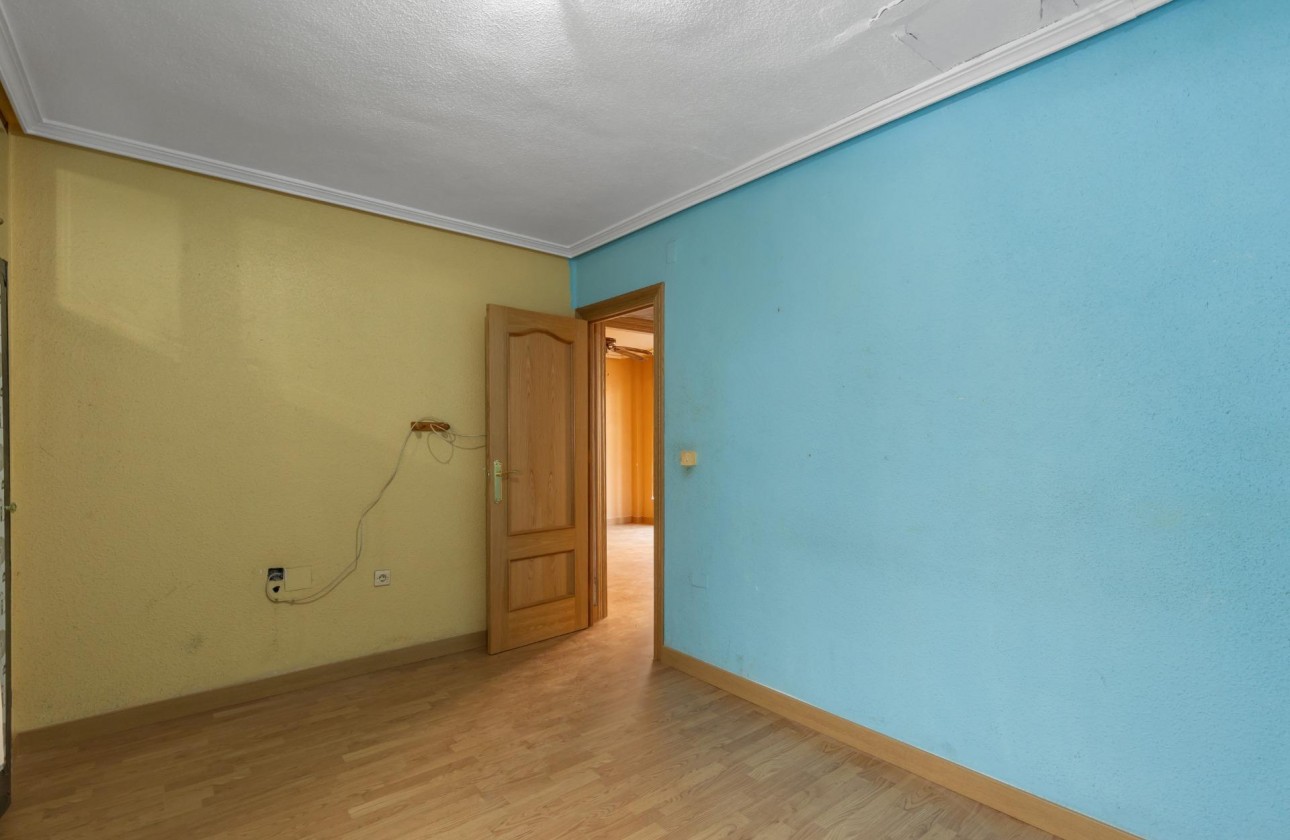 Resale - Apartment / flat - Torrevieja - Habaneras