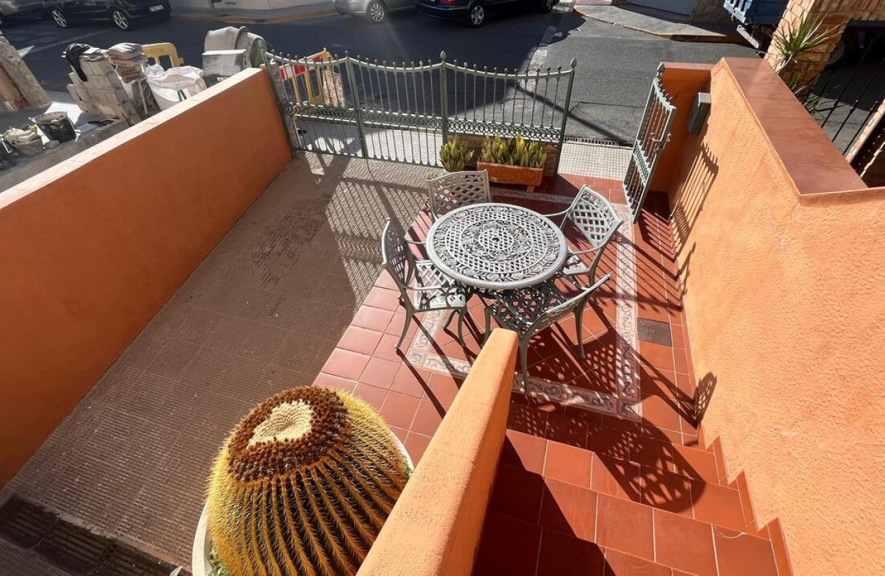 Resale - Villa - Formentera del Segura