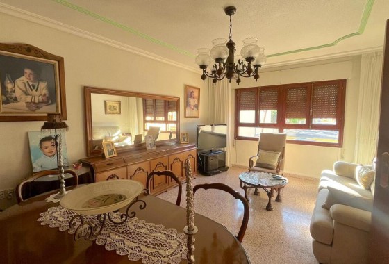 Resale - Villa - Formentera del Segura