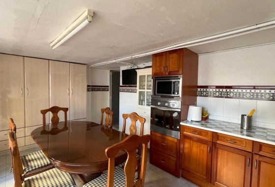 Resale - Villa - Formentera del Segura