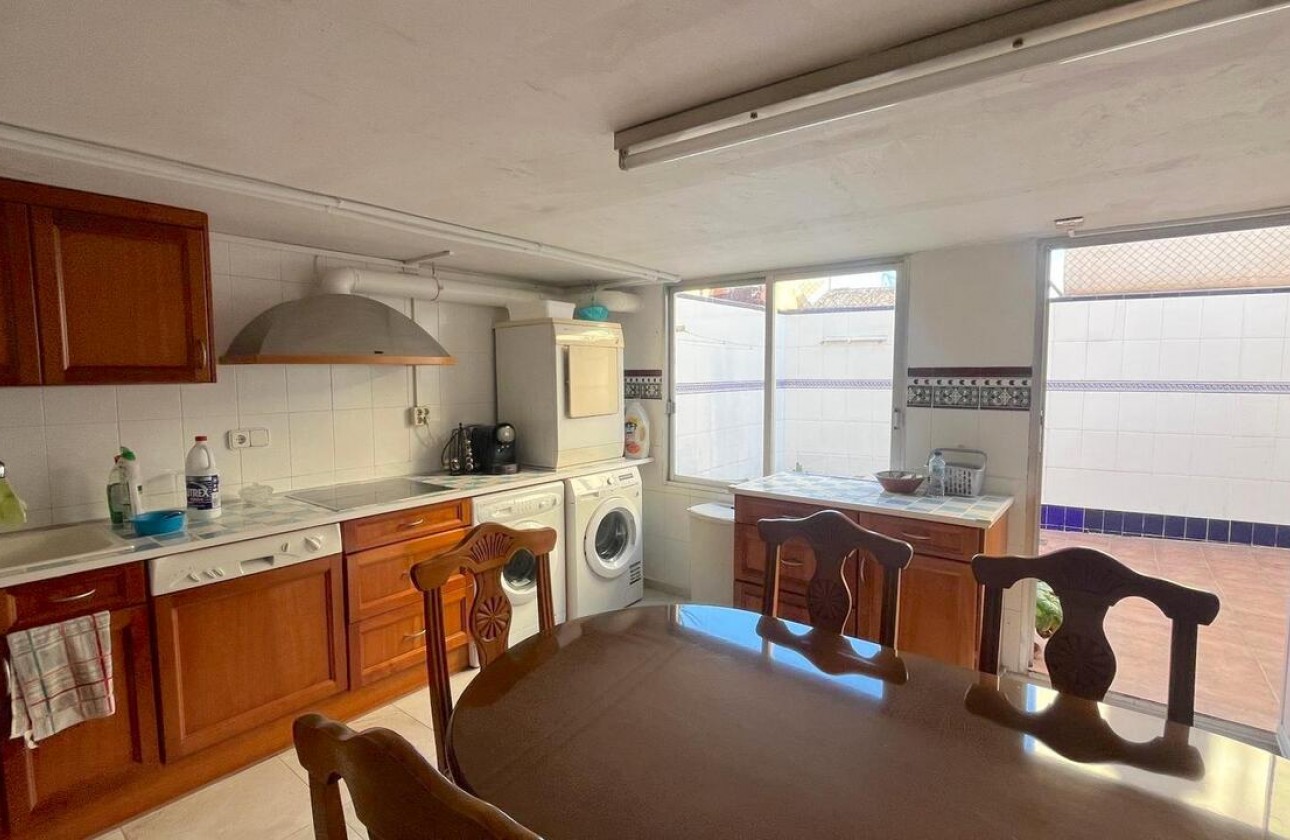 Resale - Villa - Formentera del Segura