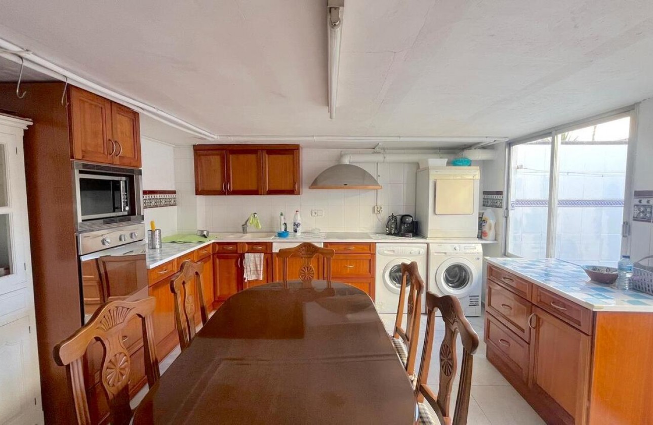 Resale - Villa - Formentera del Segura