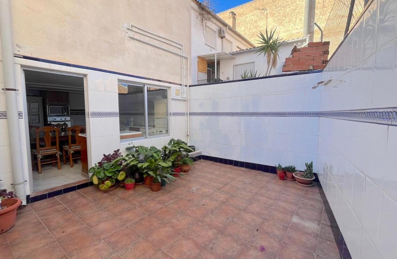 Resale - Villa - Formentera del Segura