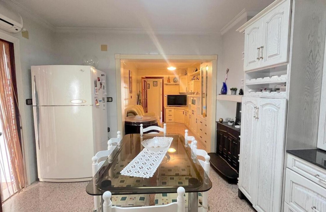 Resale - Villa - Formentera del Segura