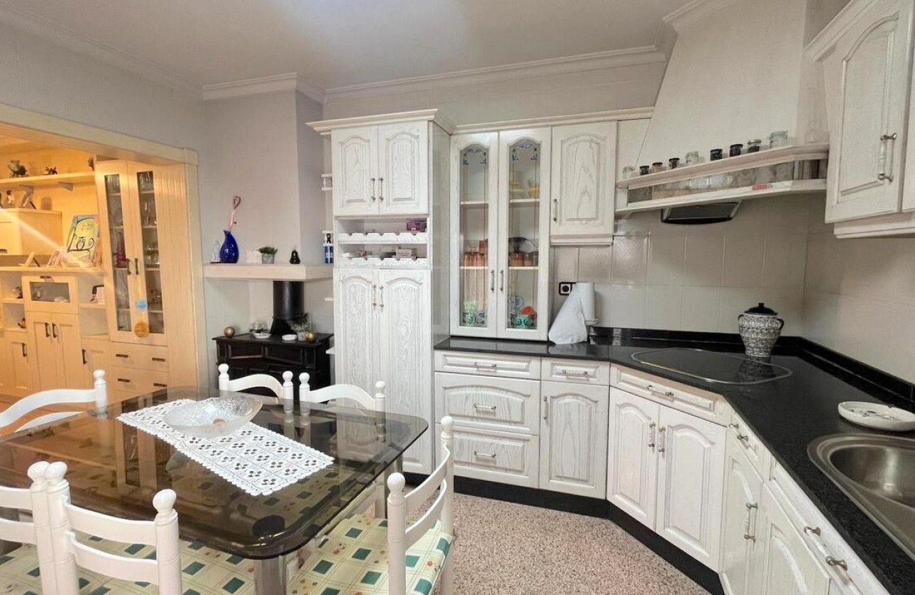 Resale - Villa - Formentera del Segura