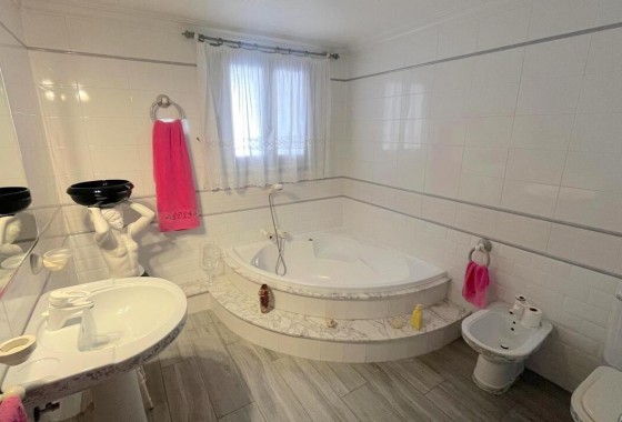 Resale - Villa - Formentera del Segura