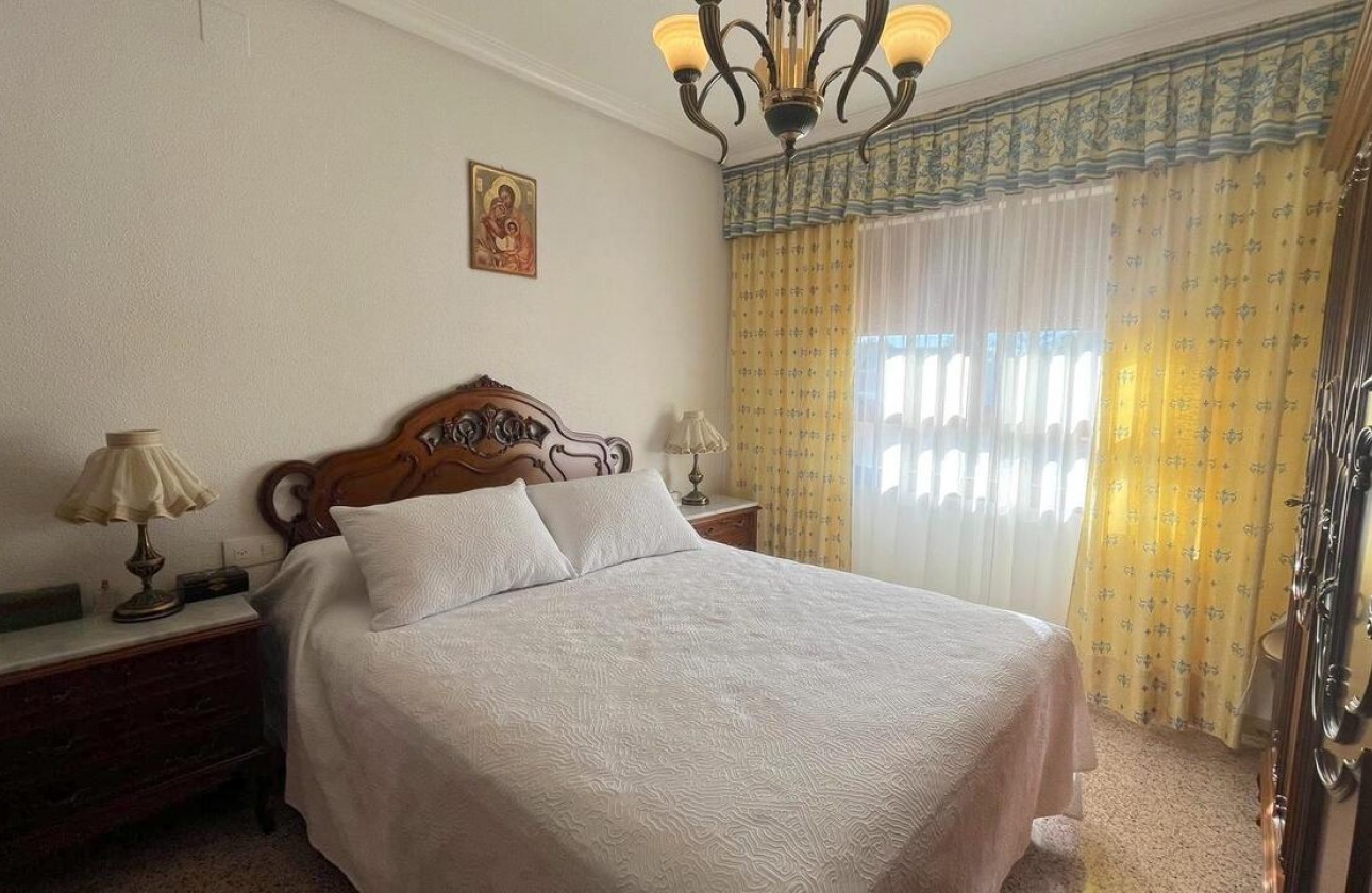 Resale - Villa - Formentera del Segura