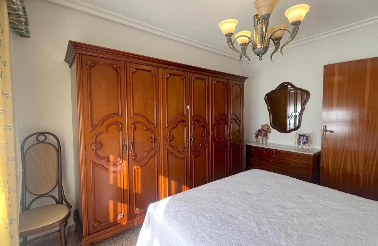 Resale - Villa - Formentera del Segura