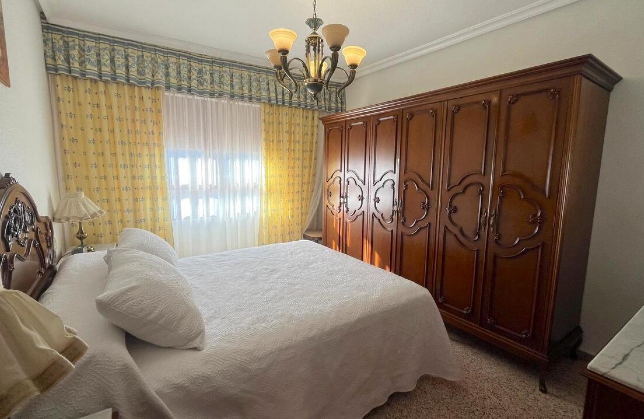 Resale - Villa - Formentera del Segura