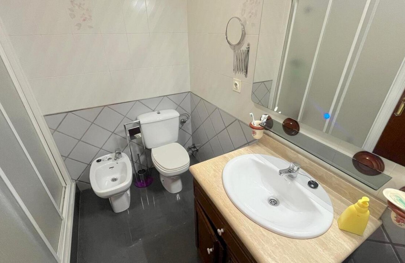 Resale - Villa - Formentera del Segura