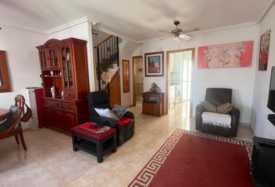 Resale - Villa - Torrevieja