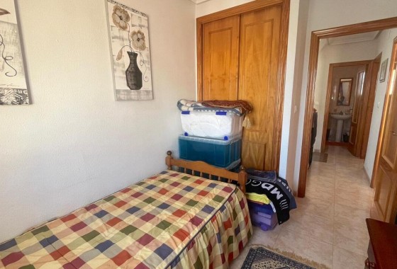 Resale - Villa - Torrevieja