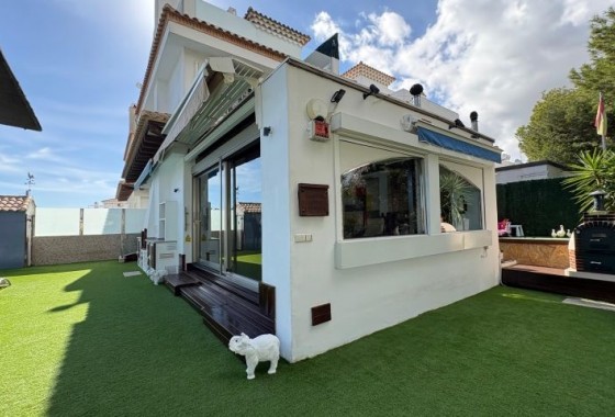 Resale - Villa - Orihuela Costa