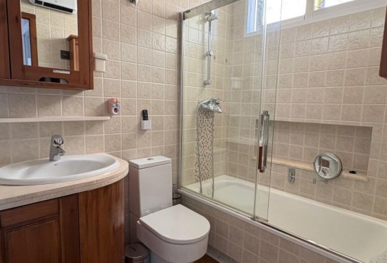 Resale - Villa - Orihuela Costa