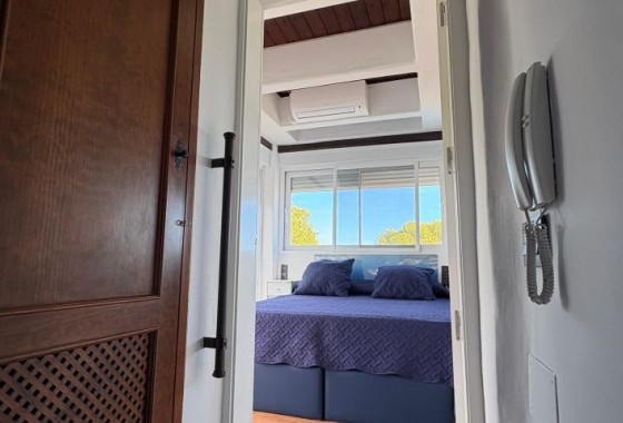 Resale - Villa - Orihuela Costa