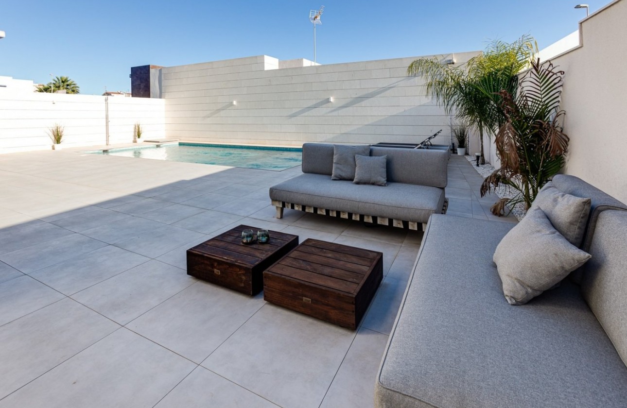 Nueva construcción  - Chalet - Pilar de la Horadada - pueblo