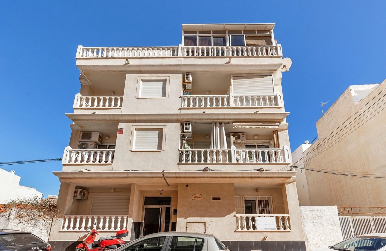 Resale - Apartment / flat - Torrevieja - La Mata