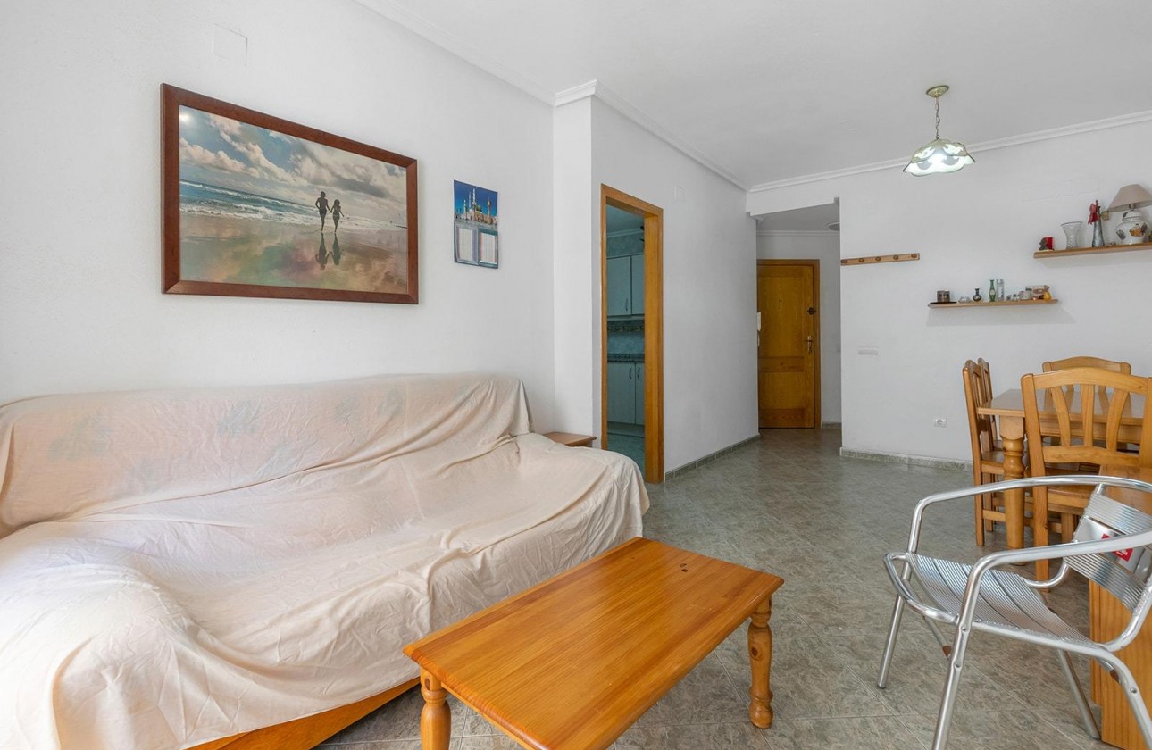 Resale - Apartment / flat - Torrevieja - La Mata