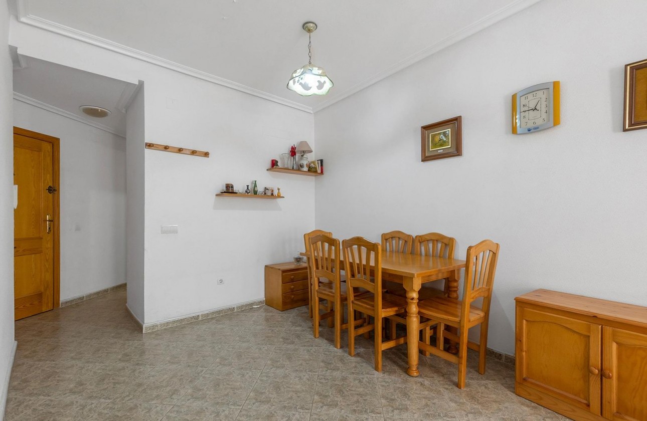 Resale - Apartment / flat - Torrevieja - La Mata