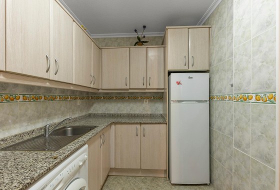 Resale - Apartment / flat - Torrevieja - La Mata