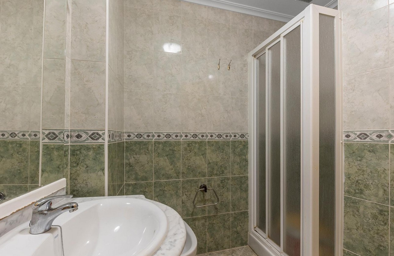 Resale - Apartment / flat - Torrevieja - La Mata