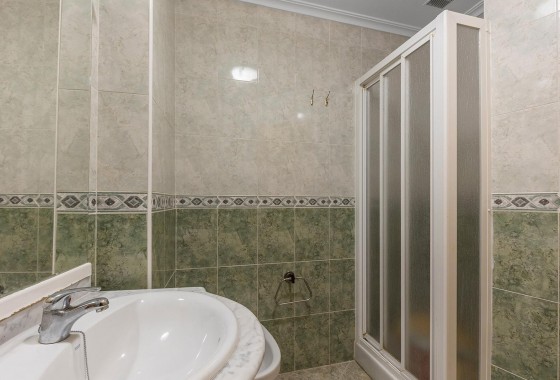 Resale - Apartment / flat - Torrevieja - La Mata