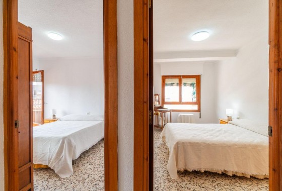 Resale - Apartment / flat - Torrevieja - Playa de los Naufragos