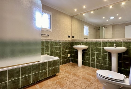 Revente - Villa - Orihuela Costa - Villamartín