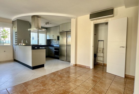 Revente - Villa - Orihuela Costa - Villamartín