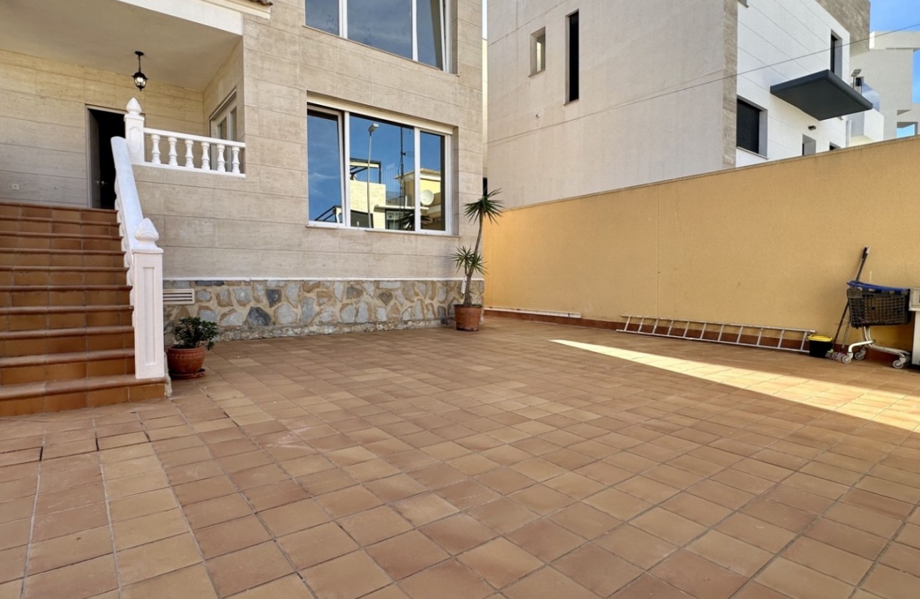 Revente - Villa - Orihuela Costa - Villamartín