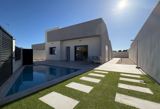 Resale - Villa - Pinar de Campoverde