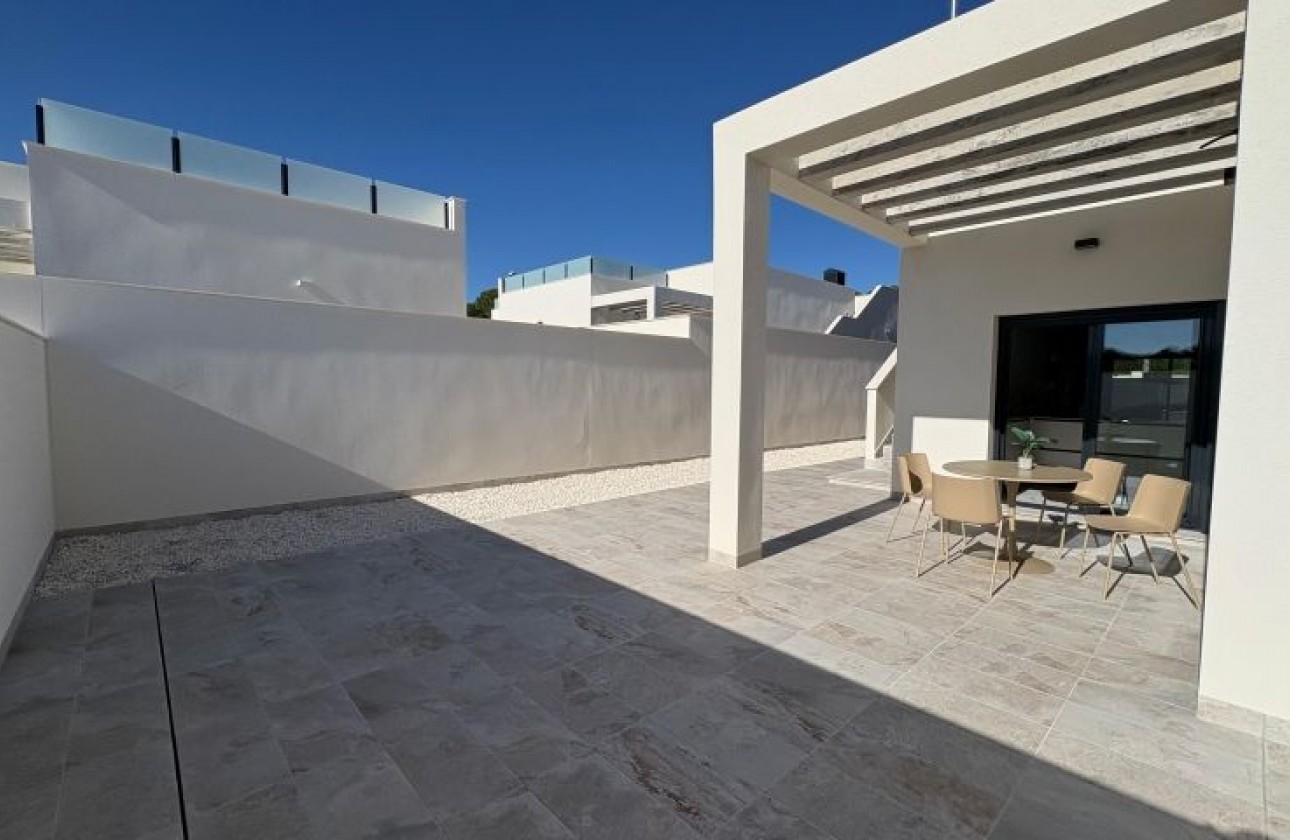 Resale - Villa - Pinar de Campoverde