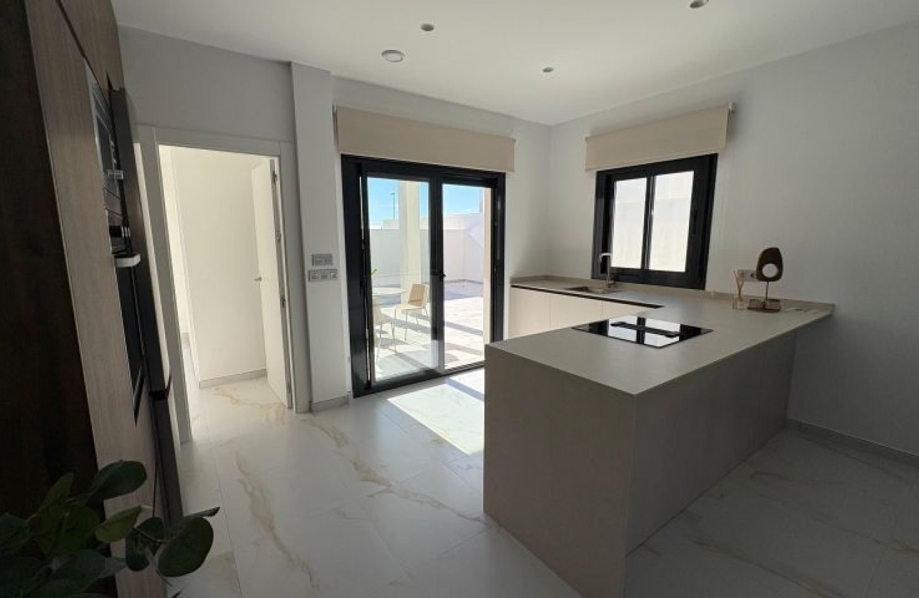 Resale - Villa - Pinar de Campoverde