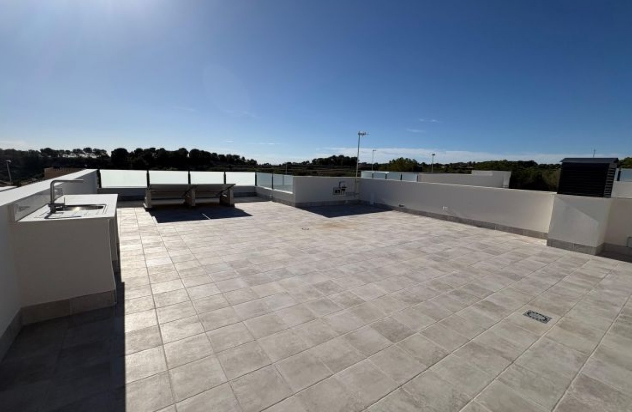 Resale - Villa - Pinar de Campoverde