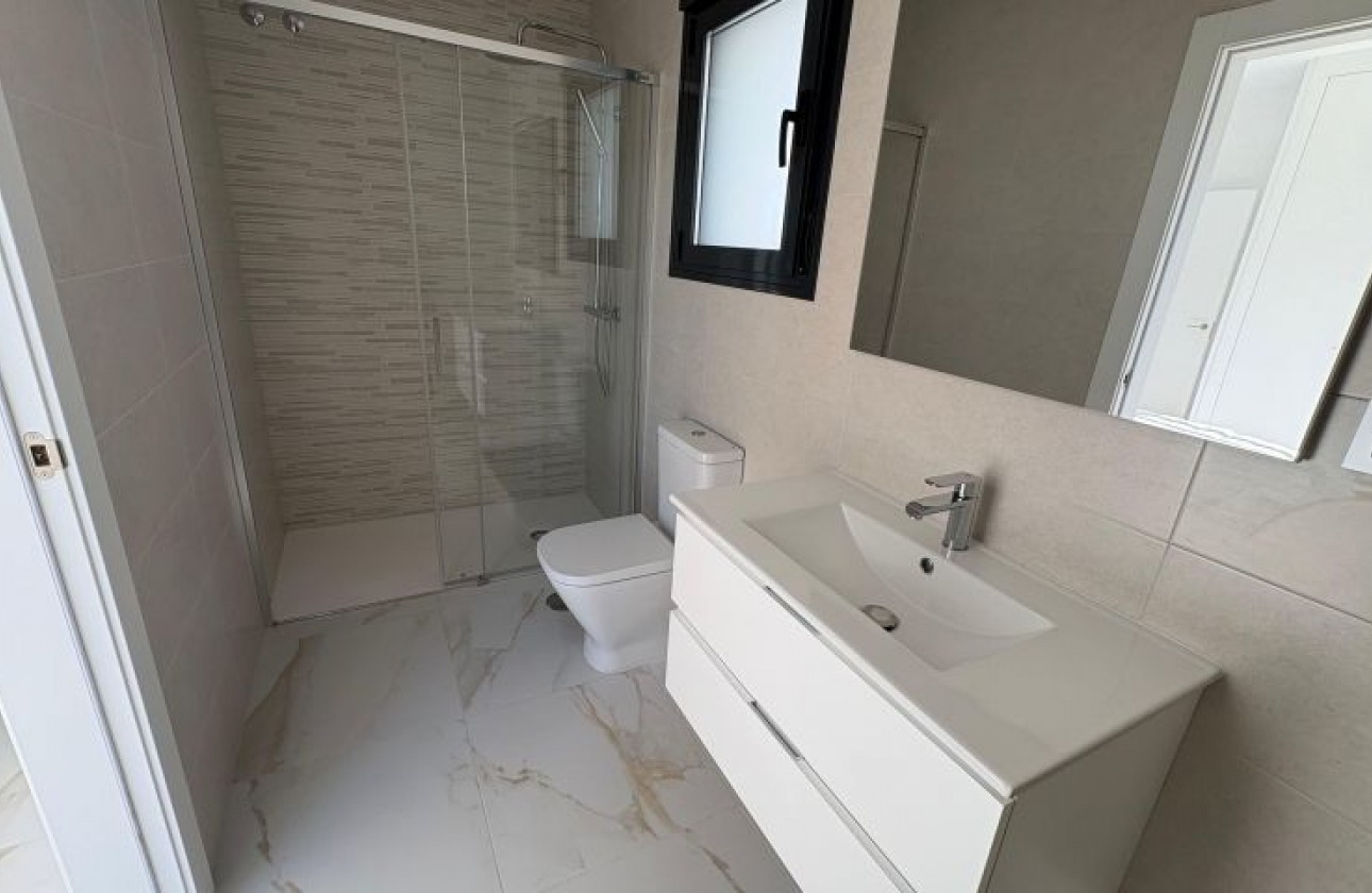 Resale - Villa - Pinar de Campoverde