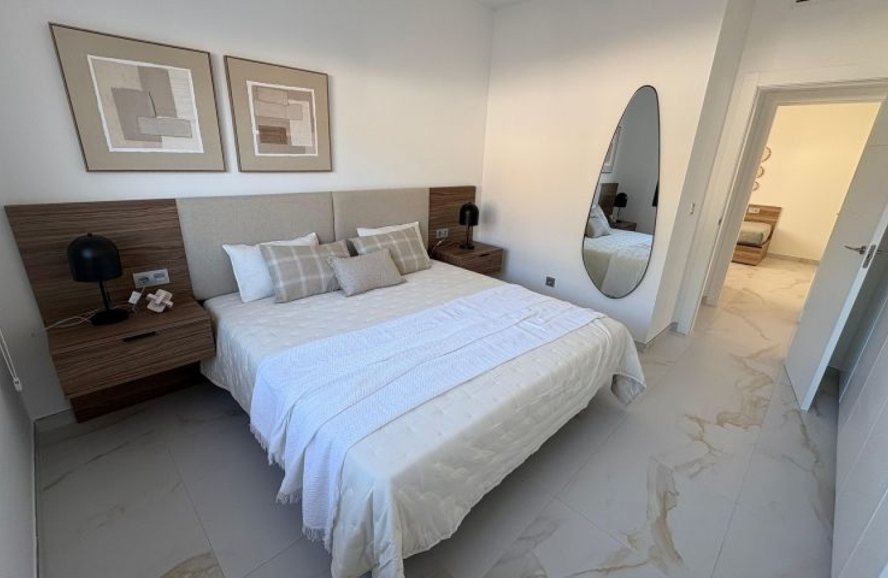 Resale - Villa - Pinar de Campoverde