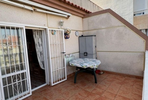 Resale - Apartment / flat - Torrevieja - torrevieja