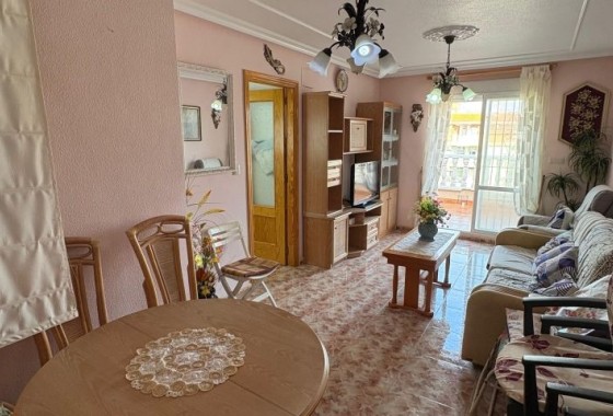 Resale - Apartment / flat - Torrevieja - torrevieja