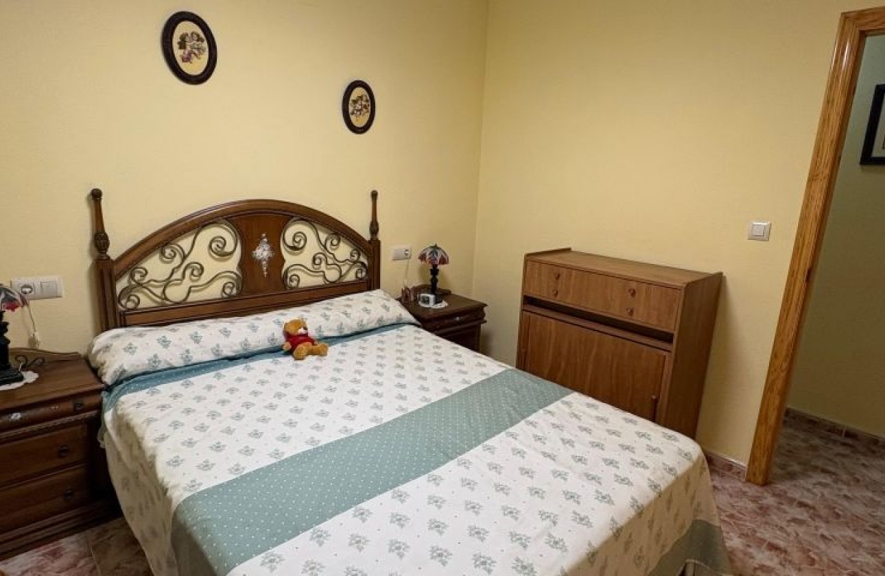 Resale - Apartment / flat - Torrevieja - torrevieja