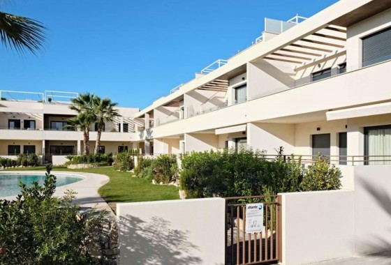 Resale - Apartment / flat - Torrevieja - La veleta