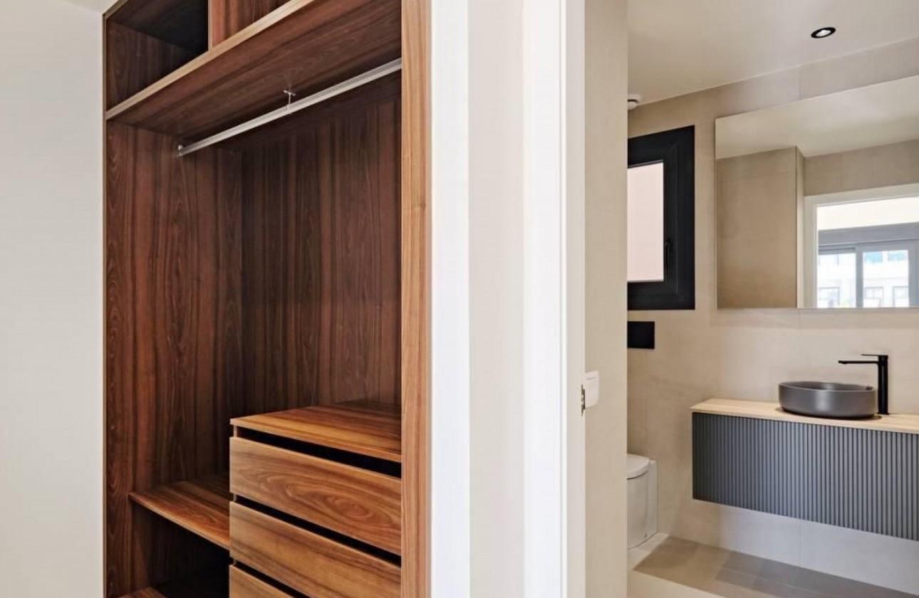 Resale - Apartment / flat - Torrevieja - La veleta