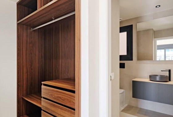 Resale - Apartment / flat - Torrevieja - La veleta