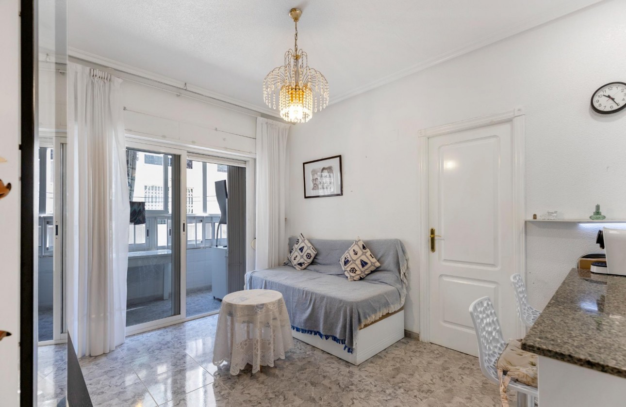 Revente - Appartement - Torrevieja - Centro - Muelle Pesquero