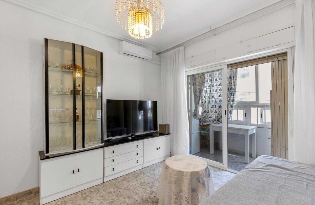 Revente - Appartement - Torrevieja - Centro - Muelle Pesquero