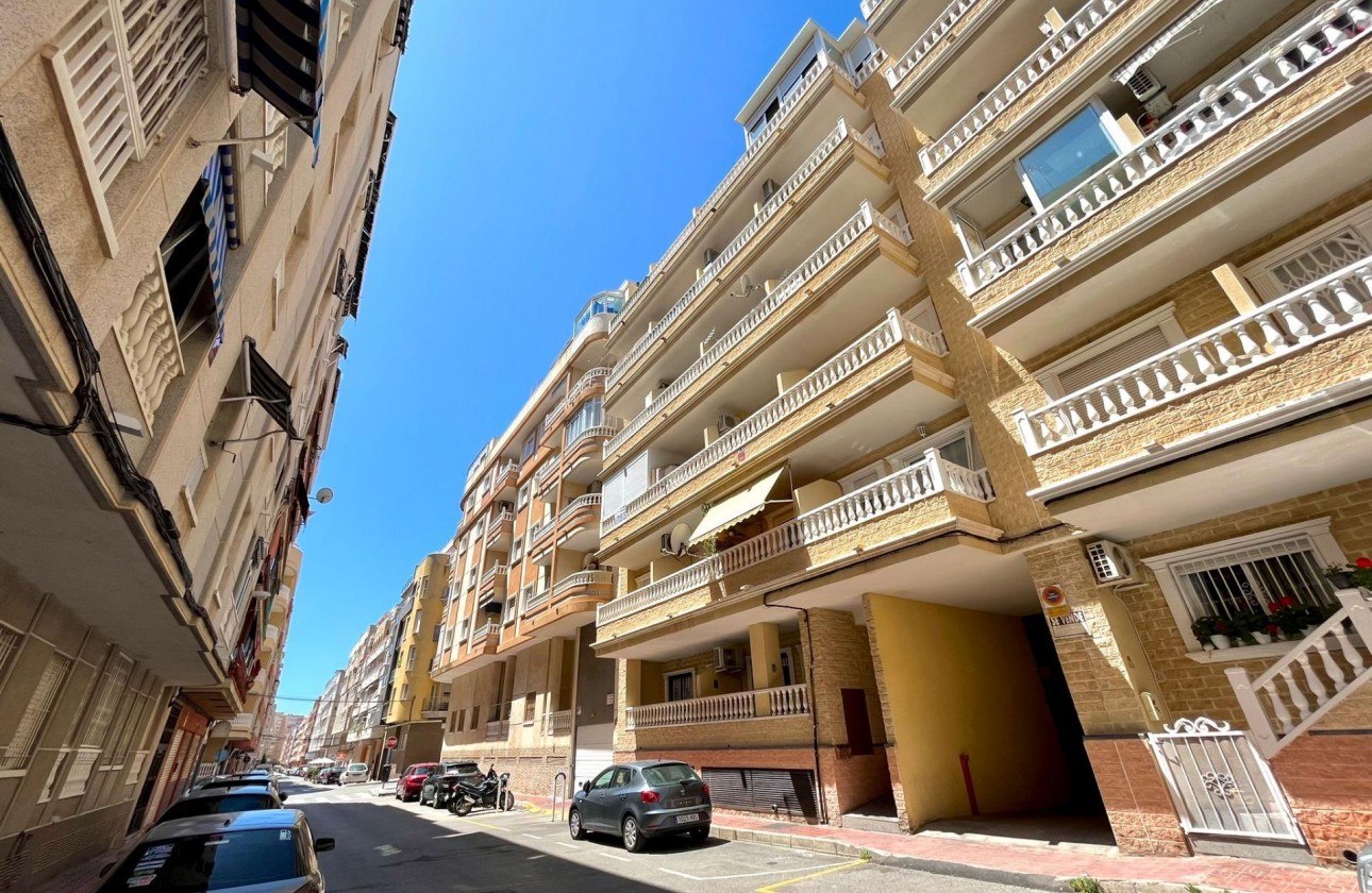 Reventa - Apartamento / piso - Torrevieja - Playa de los locos
